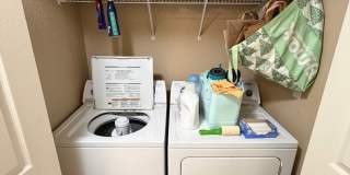 Fantastic!  Light and Bright!  1 bed + loft - 1 bath Gallery 28