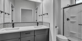 Effortless Elegance: Discover Your Ideal 2 Bedroom, 2 Bath Sanctuary Gallery 20