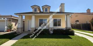 Large Two Story Home in Bradley Square Located Near Shopping/101 Frwy Gallery 1