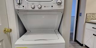 111 E 1st St Gallery 21