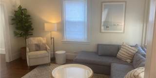 27 Mann Avenue Gallery 7