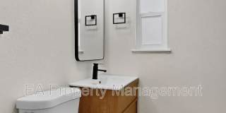 1055 Betts St NE Gallery 19