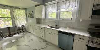 9003 Lackland Road Gallery 1
