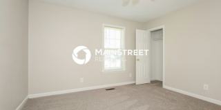 412 Kirkland Street Gallery 14