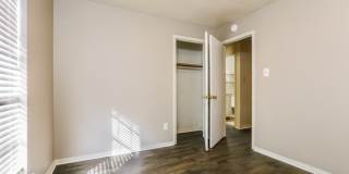 511 Sanders Lane Gallery 9