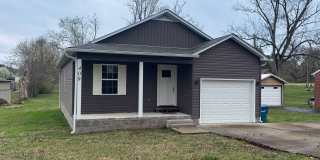 3-Bedroom Home with Garage and Large Deck in Baxter Gallery 1