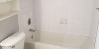 COMING SOON! 1 BED 1 BATH IN THE HEART OF SUNRISE Gallery 9