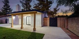 7055 Fallbrook Avenue Gallery 42