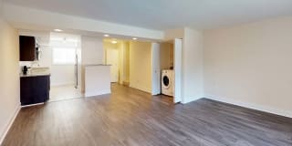 Tysons Glen and Devonshire Square Apartments & Townhomes Gallery 22