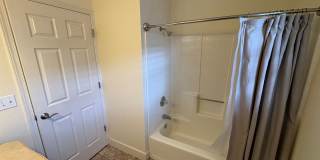 Spacious home with 3 Car Garage & Pool Available Now! Spacious home with 3 Car Garage & Pool Available Now! Gallery 5