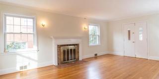 1667 PRIMROSE Road NW Gallery 4