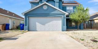 Large home in Legends West Gallery 1