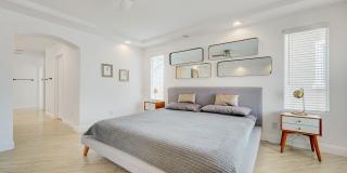 FANTASTIC FULLY UPGRADED FURNISHED RENTAL LOCATED IN THE SOUTHWEST!!! Gallery 31