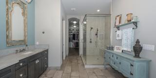 5861 E Cloud Road Gallery 25