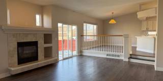 Spacious and Bright 3BD Home in Denver - Available Now Gallery 9