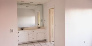 *DO NOT DISTURB TENANTS- 4 bedroom 2 bath home w/POOL!! Gallery 29