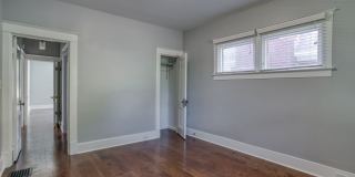 HOUSE FOR RENT Gallery 24