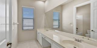 7607 NW 127th Mnr Gallery 51