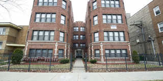 7914 S Hermitage Auburn Gresham Apartments Gallery 19