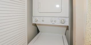 628 W. Roscoe Apt. Gallery 14