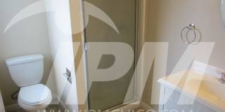 Classic 3 bedroom 2 bathroom home! Gallery 9