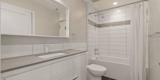 Modern Two Bedroom W/Off Street Parking, Pets Welcomed, & More! Gallery 19