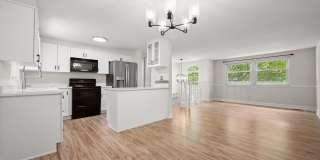5435 THE BRIDLE Path Gallery 8