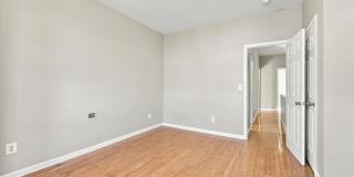 1551 North Allison Street Gallery 40