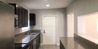 Beautiful, 3/2 Pool Home Available Now! Gallery 3