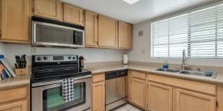 Fully Furnished Beautiful 2-bed, 2-bath PV Condo Gallery 3