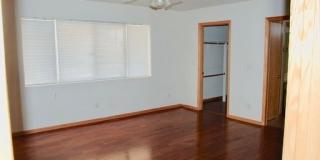 3 Bedroom Home, garage, fenced yard. Gallery 9