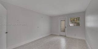 808 SW 12th Ct Gallery 25