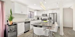 Exclusive Corona Del Mar Condo Gallery 8