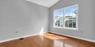 24 Pagoda Lane Gallery 32