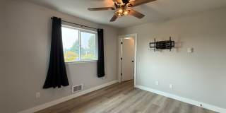 Beautifully Updated 3 Bed, 2.5 Bath Townhome in Monroe Gallery 20