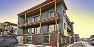 TOP FLOOR, ONE BEDROOM CONDO IN PROSPECTOR! Gallery 16