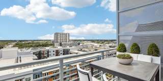 Vantage St Pete Gallery 50