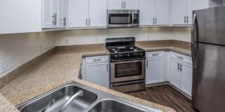 Senior Housing - Monaco Apartments Gallery 76