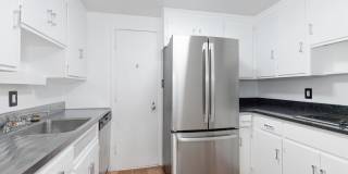 2 Bedroom/1 bath apartment! Gallery 1