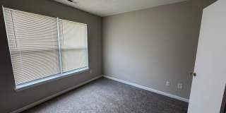 Lawrence-Fort Ben-Oaklandon 3 Bedroom and 2.5 Bathroom Gallery 19