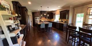 5BR/5BA | Single Family Home | 3-Car Garage Parking | Fenced backyard 5BR/5BA | Single Family Home | 3-Car Garage Parking | Fenced backyard Gallery 12
