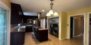 Luxurious 4 Bed 2.5 Bath in Hershey Gallery 20