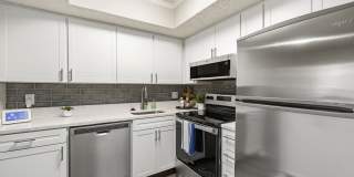 4800 Westshore Apartments Gallery 8