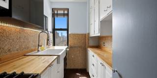2000 N Lincoln Park W Gallery 13