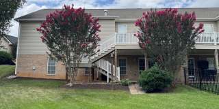 4 Bedroom, 3 Bath Duplex in CrossKeys! Gallery 4