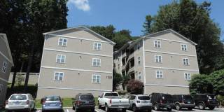 Kingswood Condo #26 - Walking Distance to Campus! Gallery 1
