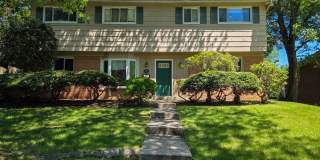 Fantastic 4 bedroom, 2 full bath, 2 half bath home in Close in Silver Spring! Gallery 1