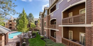 Pinnacle Highland Apartments Gallery 2