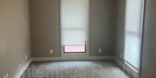 229 Deaderick Ave Gallery 33