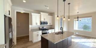 60 740 North Gallery 7